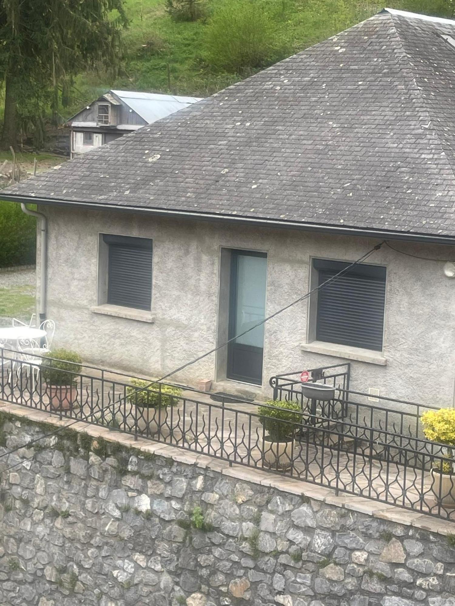 Maison Individuelle A Arreau Buitenkant foto